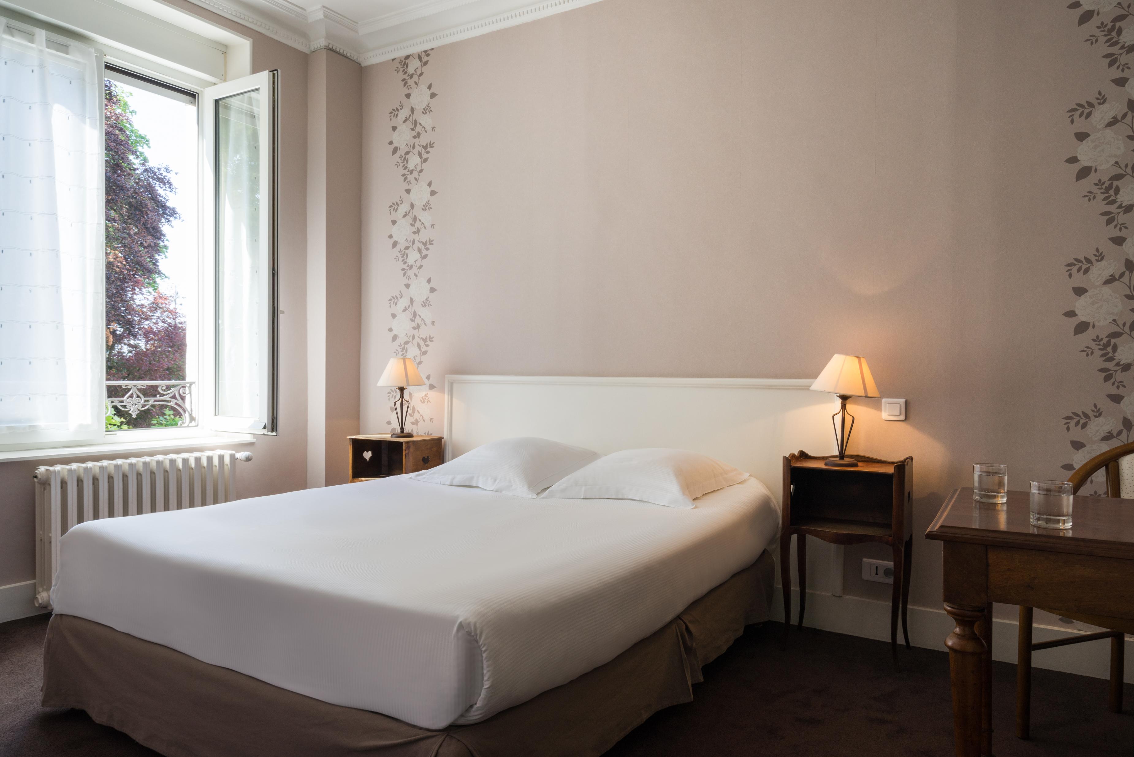 The Originals Boutique, Hotel Terminus, Bourg-En-Bresse Gare Exterior photo
