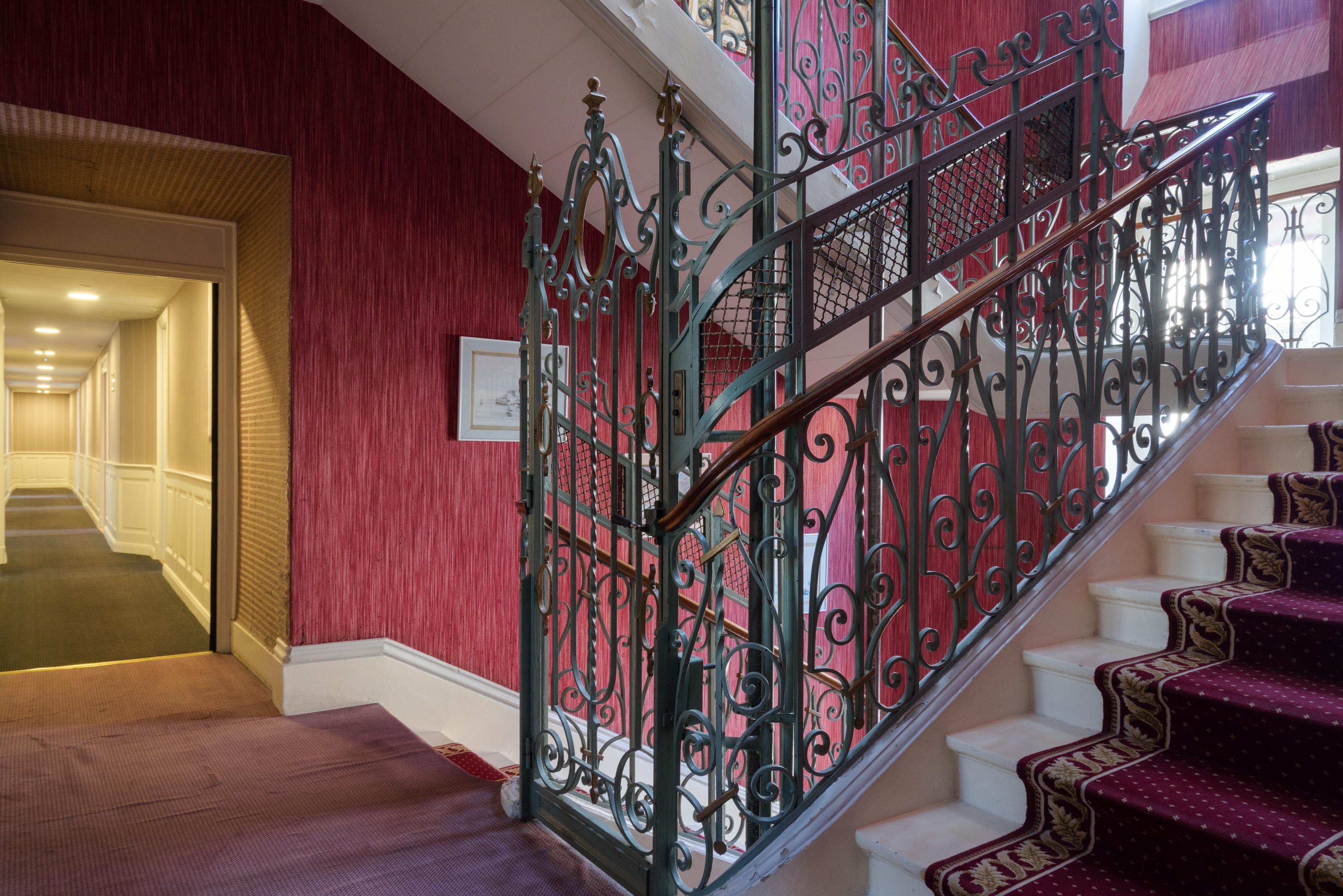 The Originals Boutique, Hotel Terminus, Bourg-En-Bresse Gare Exterior photo