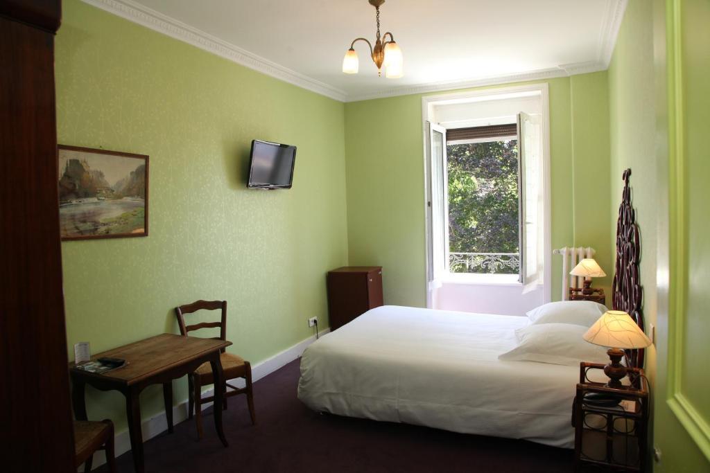The Originals Boutique, Hotel Terminus, Bourg-En-Bresse Gare Room photo